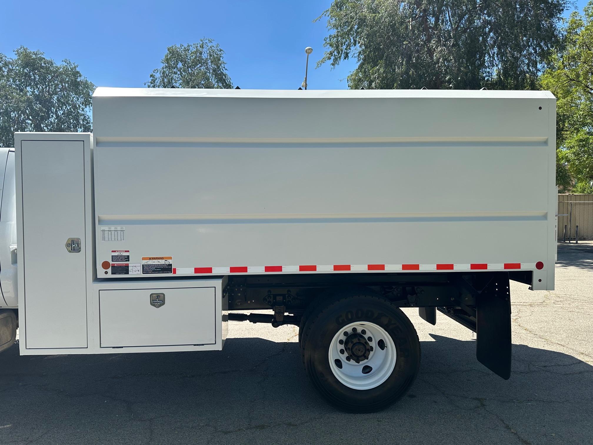 2022 Ford F-750 Extra Cab Chipper Dump Truck - image 26