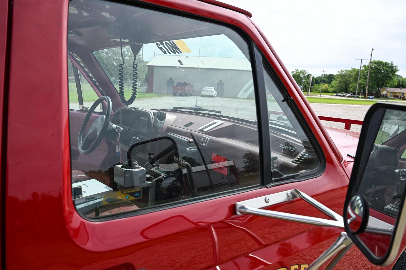 1990 Ford F350 4x4 Brush Truck - image 73