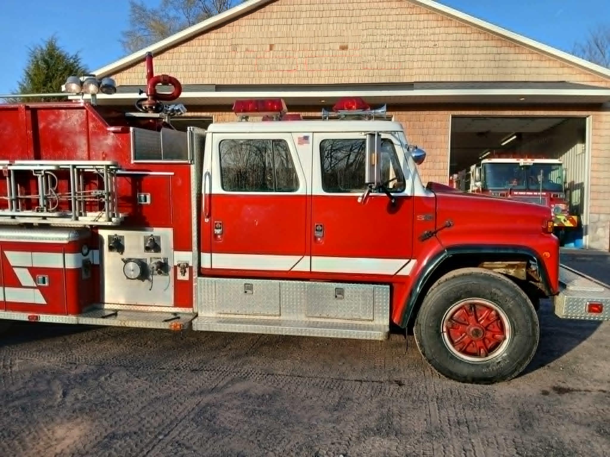 1987 International Pumper Tanker - image 6