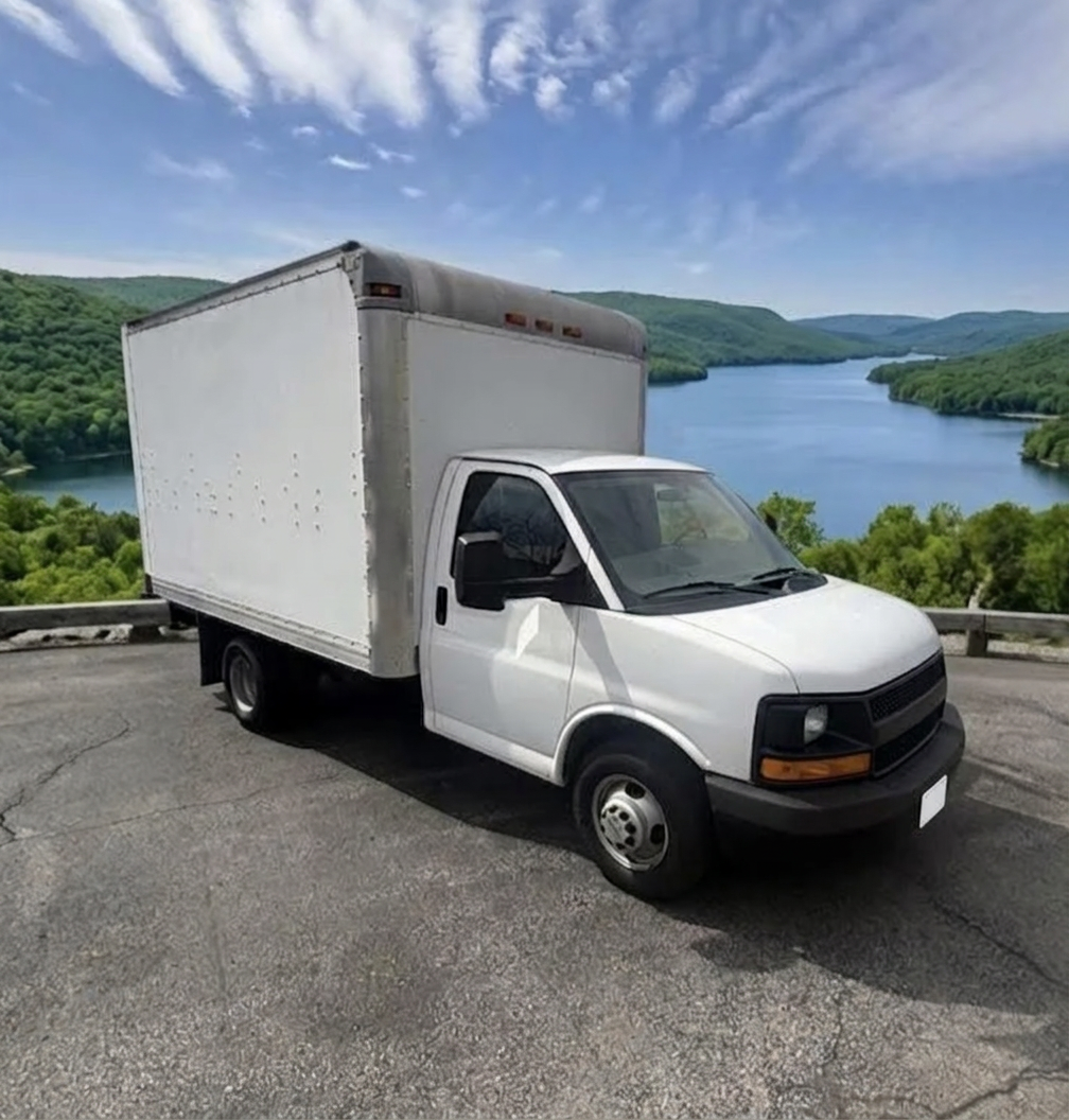 2016 Chevrolet Express 3500 Cutaway Box Truck