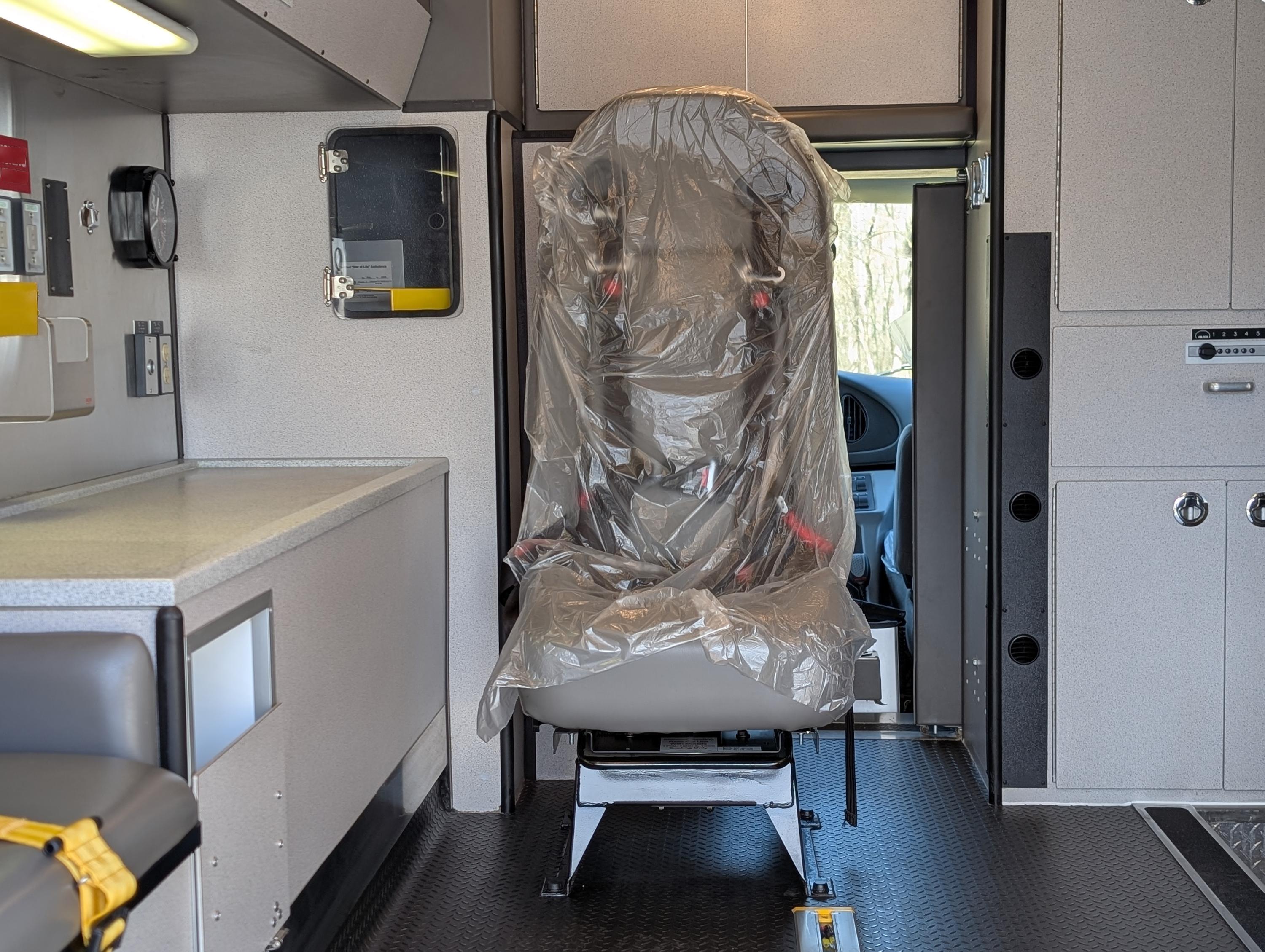 2008 Road Rescue Ford Type III Ambulance - image 26