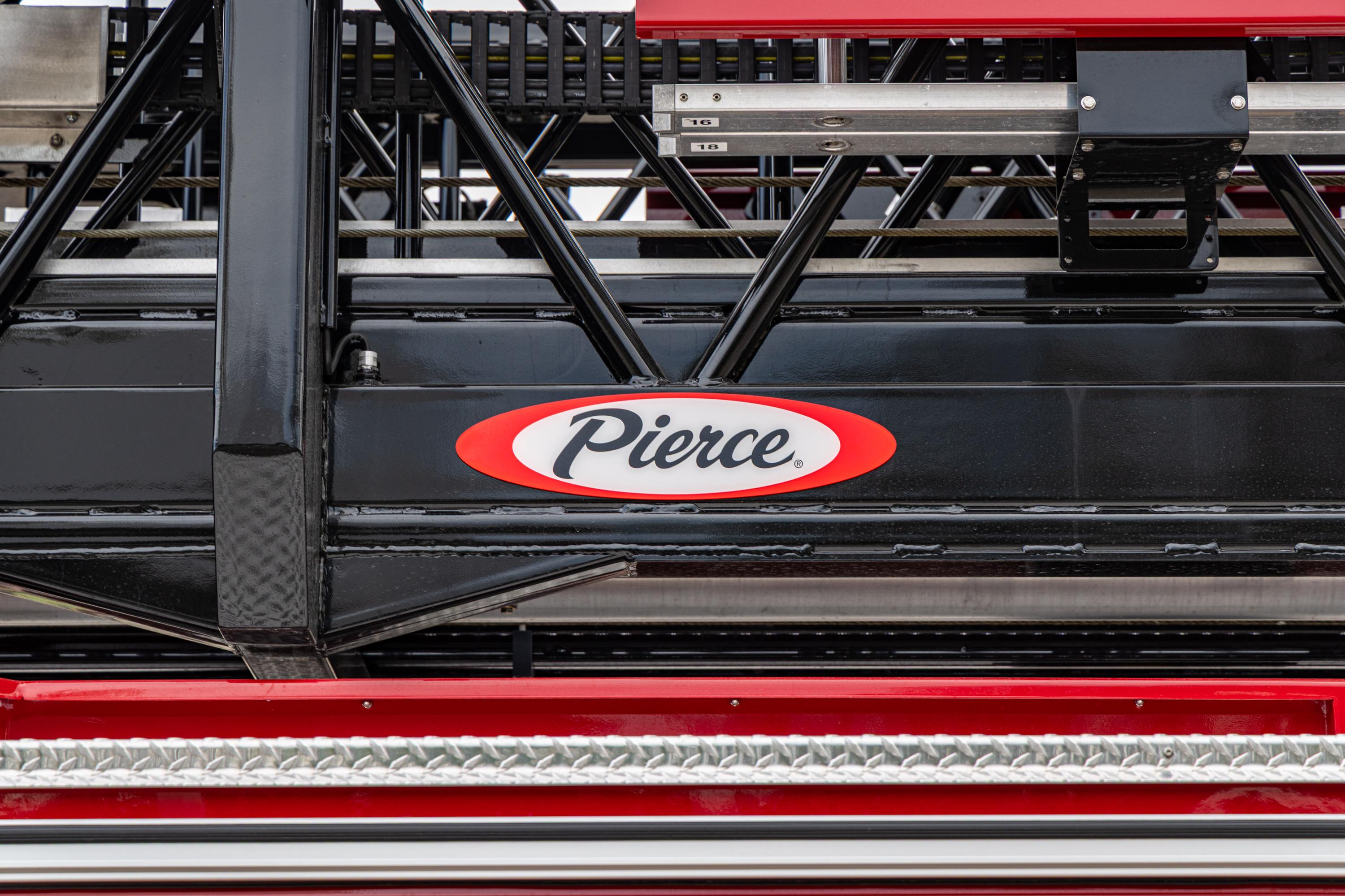 2025 Pierce Enforcer 100' Quint - image 93