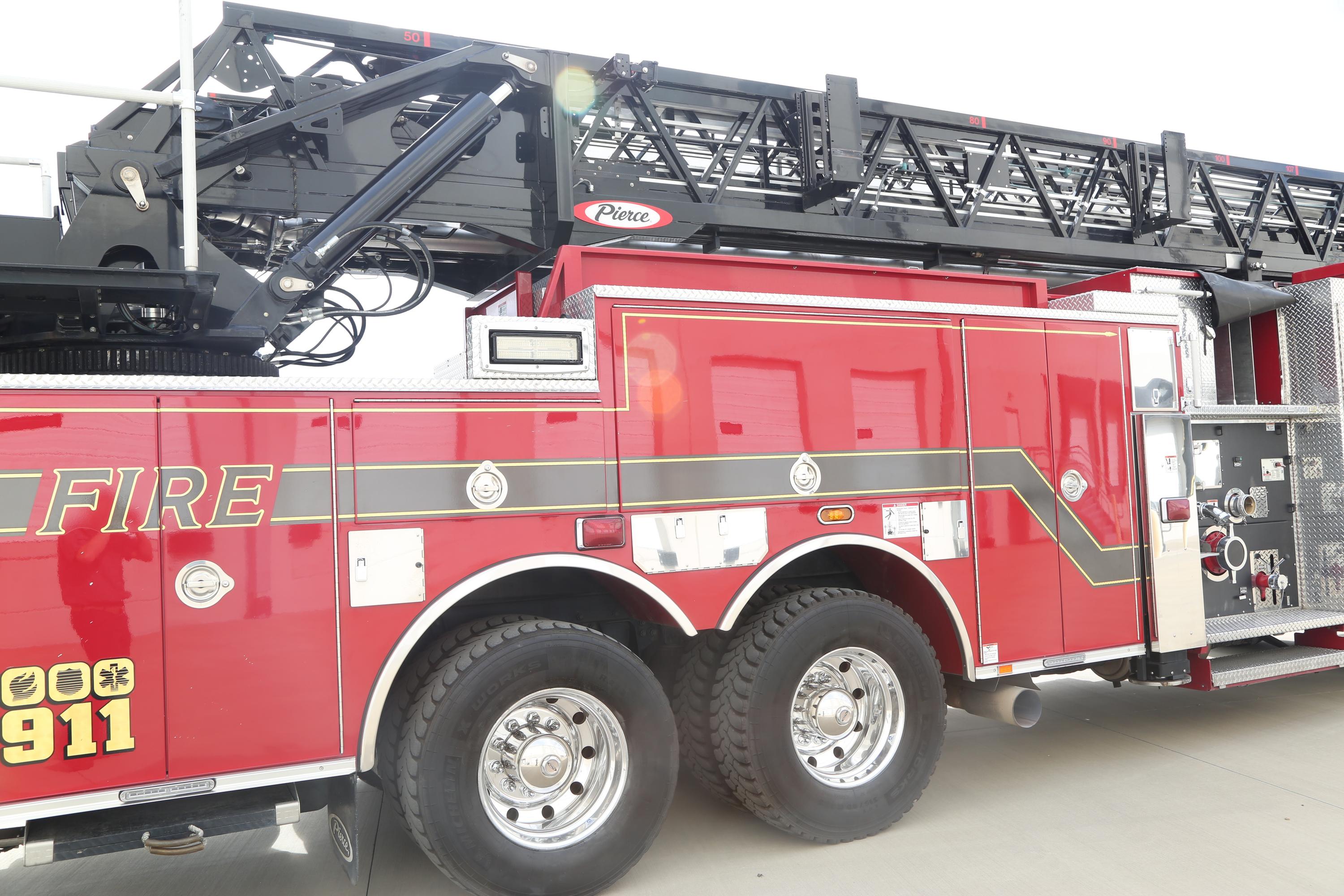 2020 Pierce Arrow XT 107' Quint - image 21