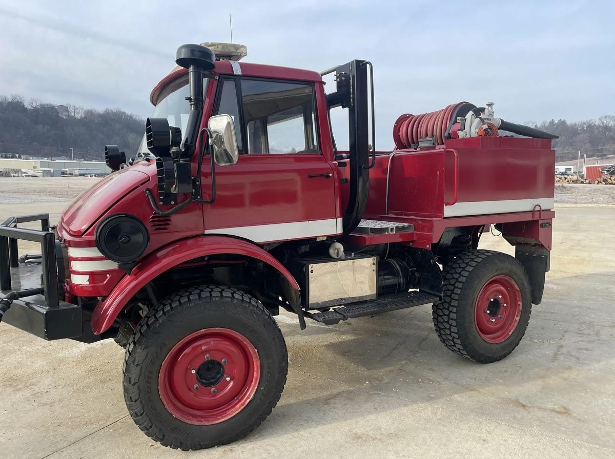 1989 Freightliner Brush Truck - image 1