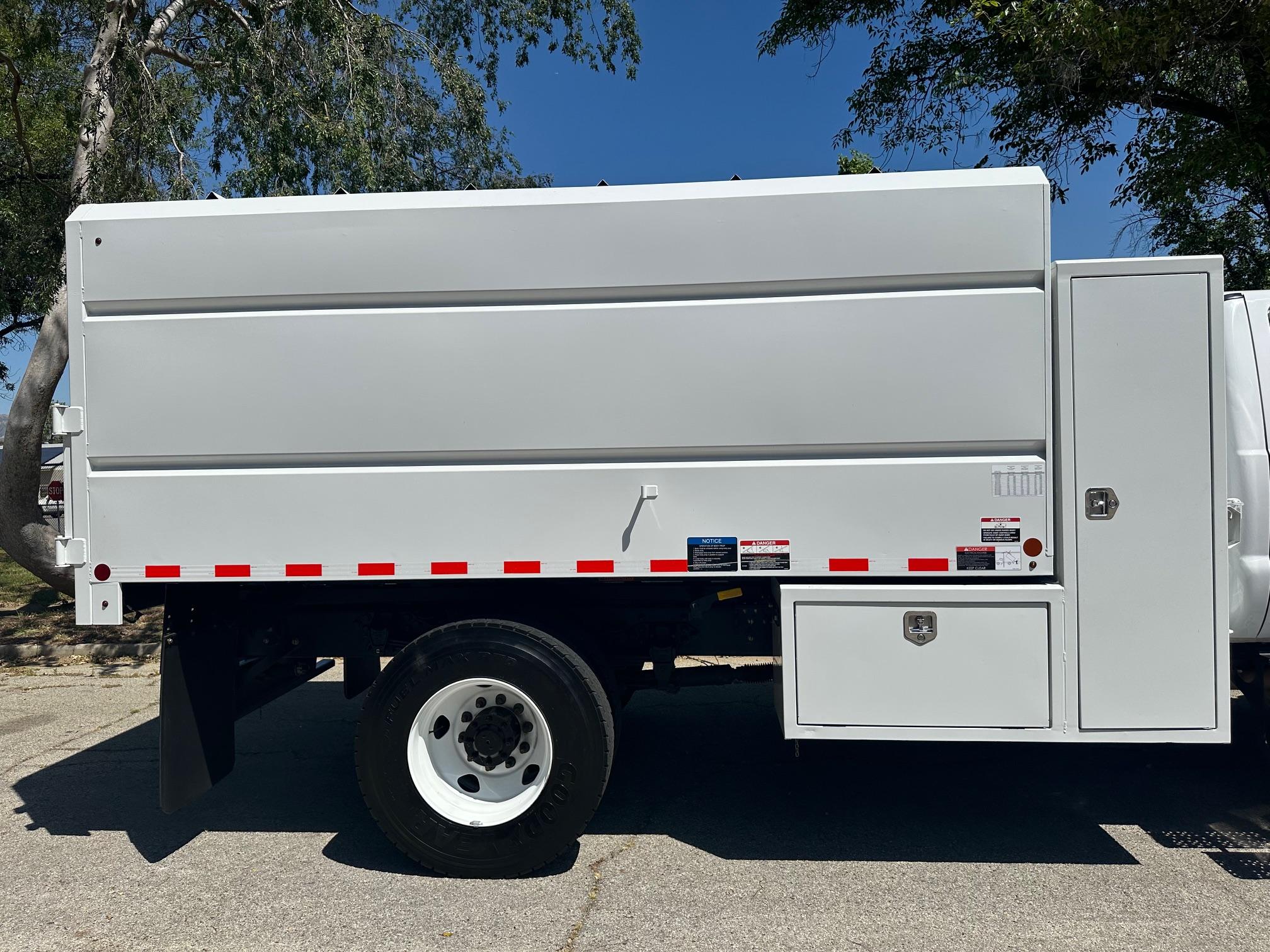2022 Ford F-750 Extra Cab Chipper Dump Truck - image 19