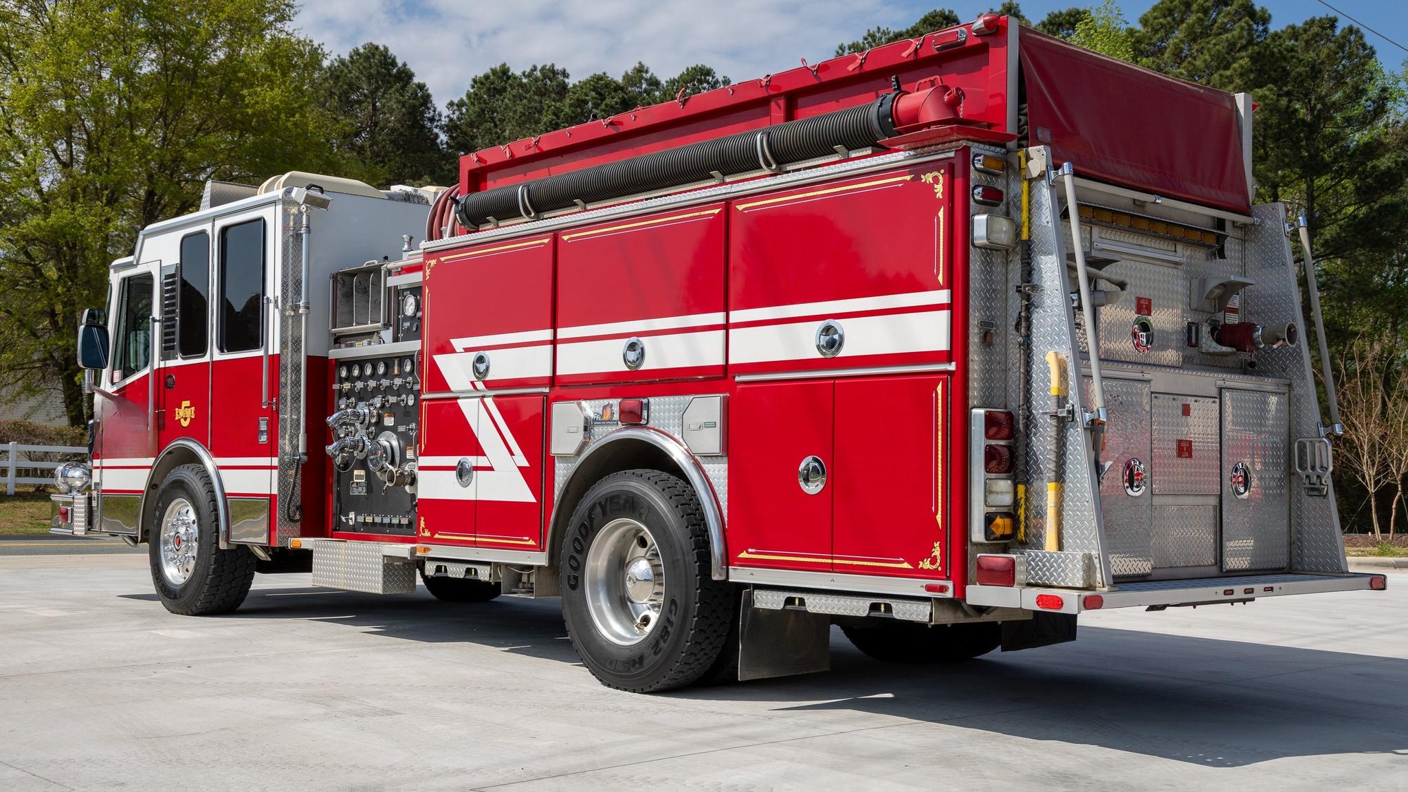 2006 Ferrara Pumper - image 4