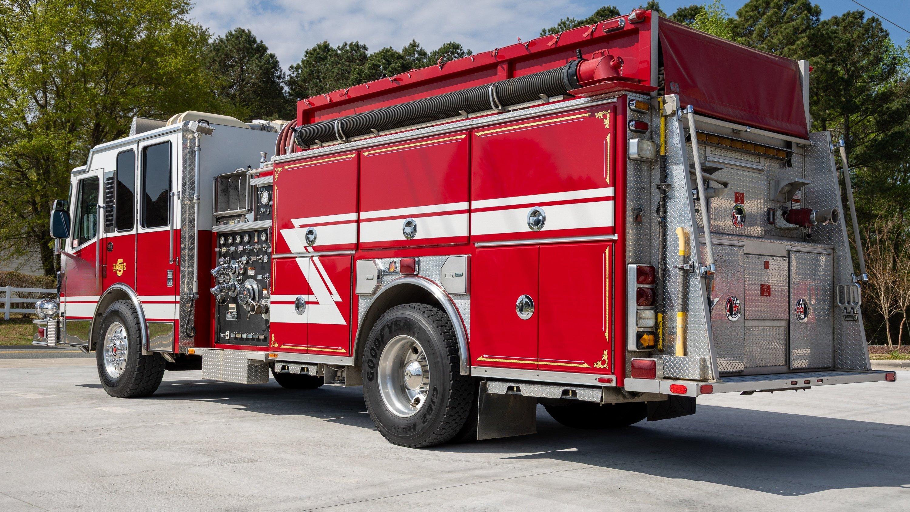 2006 Ferrara Pumper - image 4