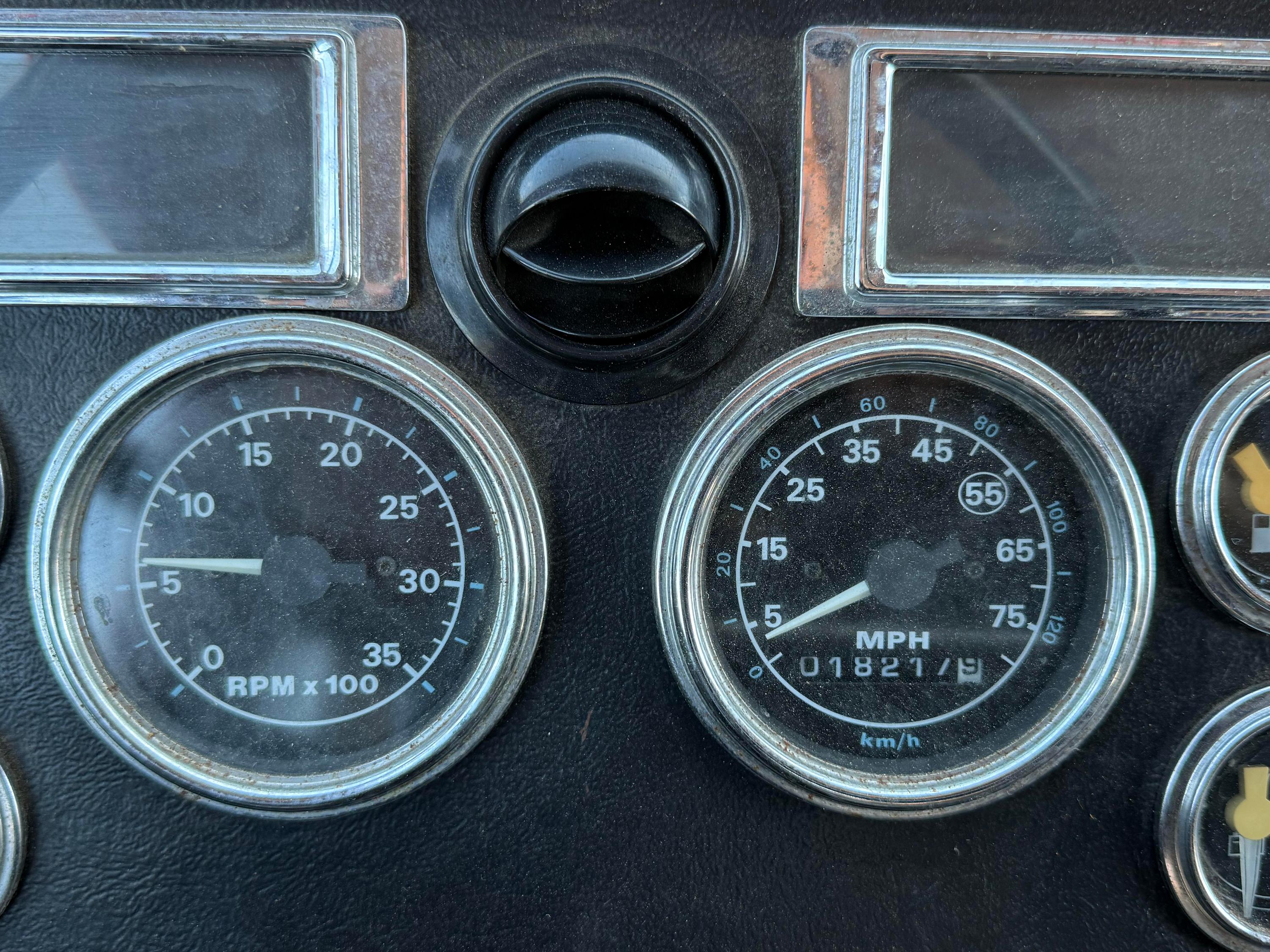 1996 Ford L8000 Pumper - image 28