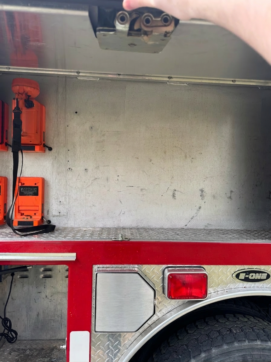 1997 E-One Ford Pumper - image 10