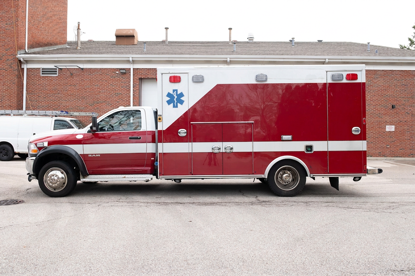 2012 Dodge Type I Ambulance — photo 2