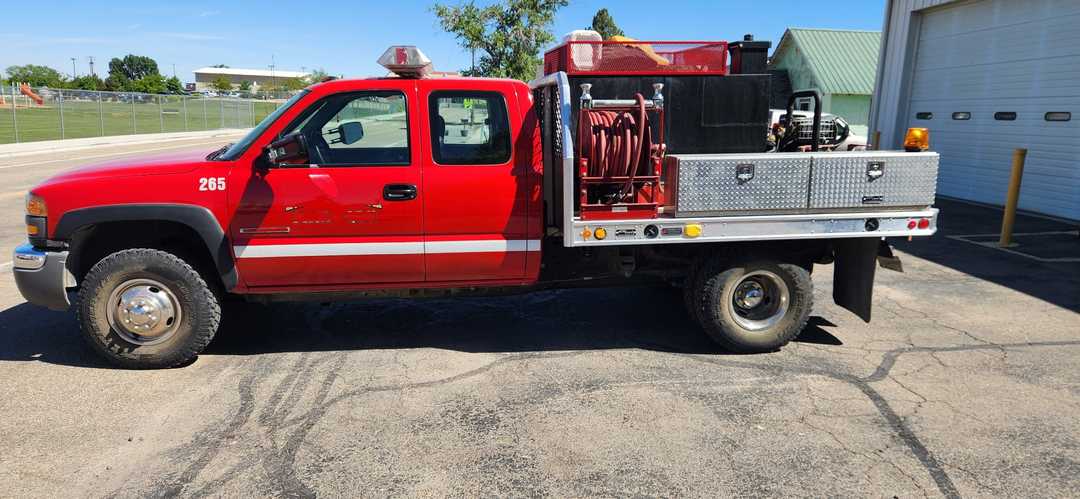 2004 GMC Brush Truck