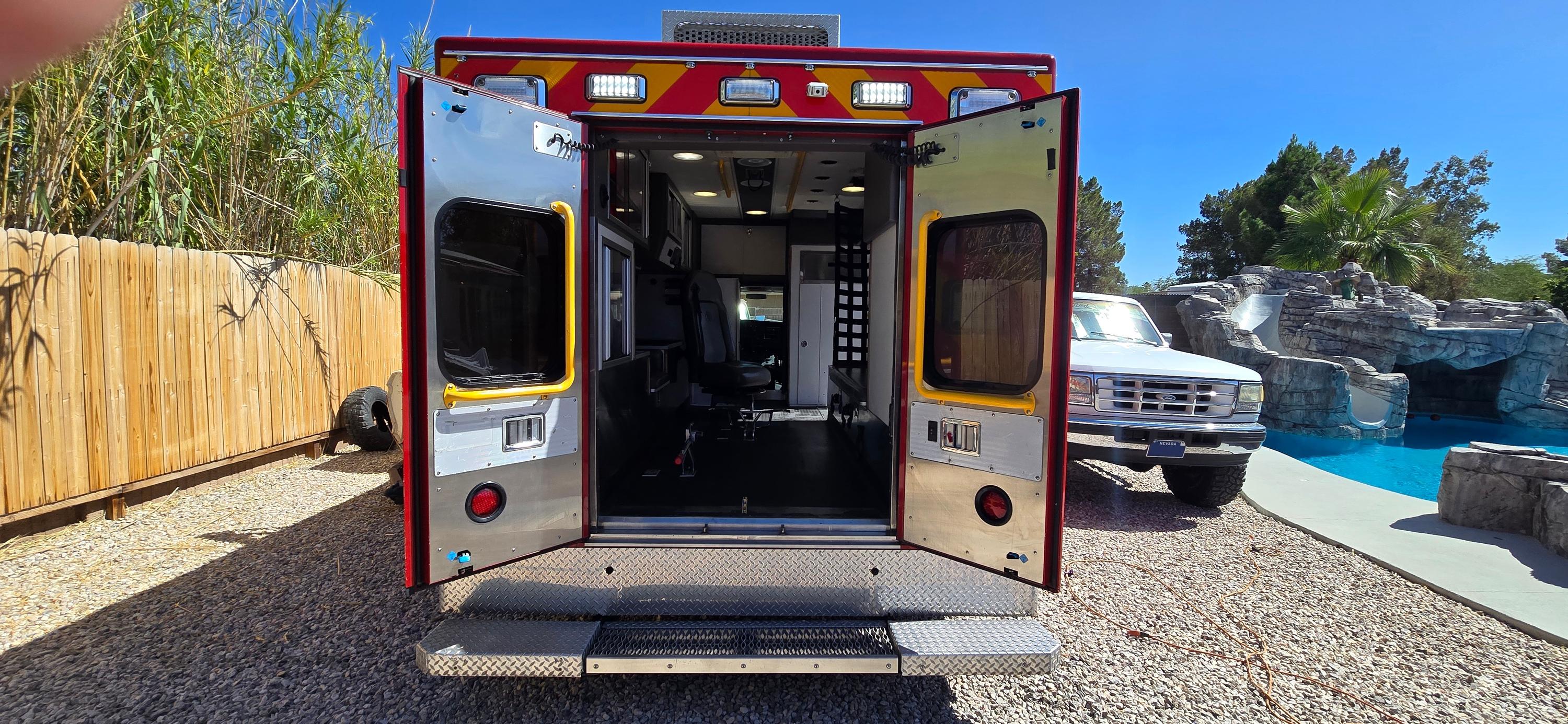 2014 Road Rescue Chevrolet Type III Ambulance - image 23