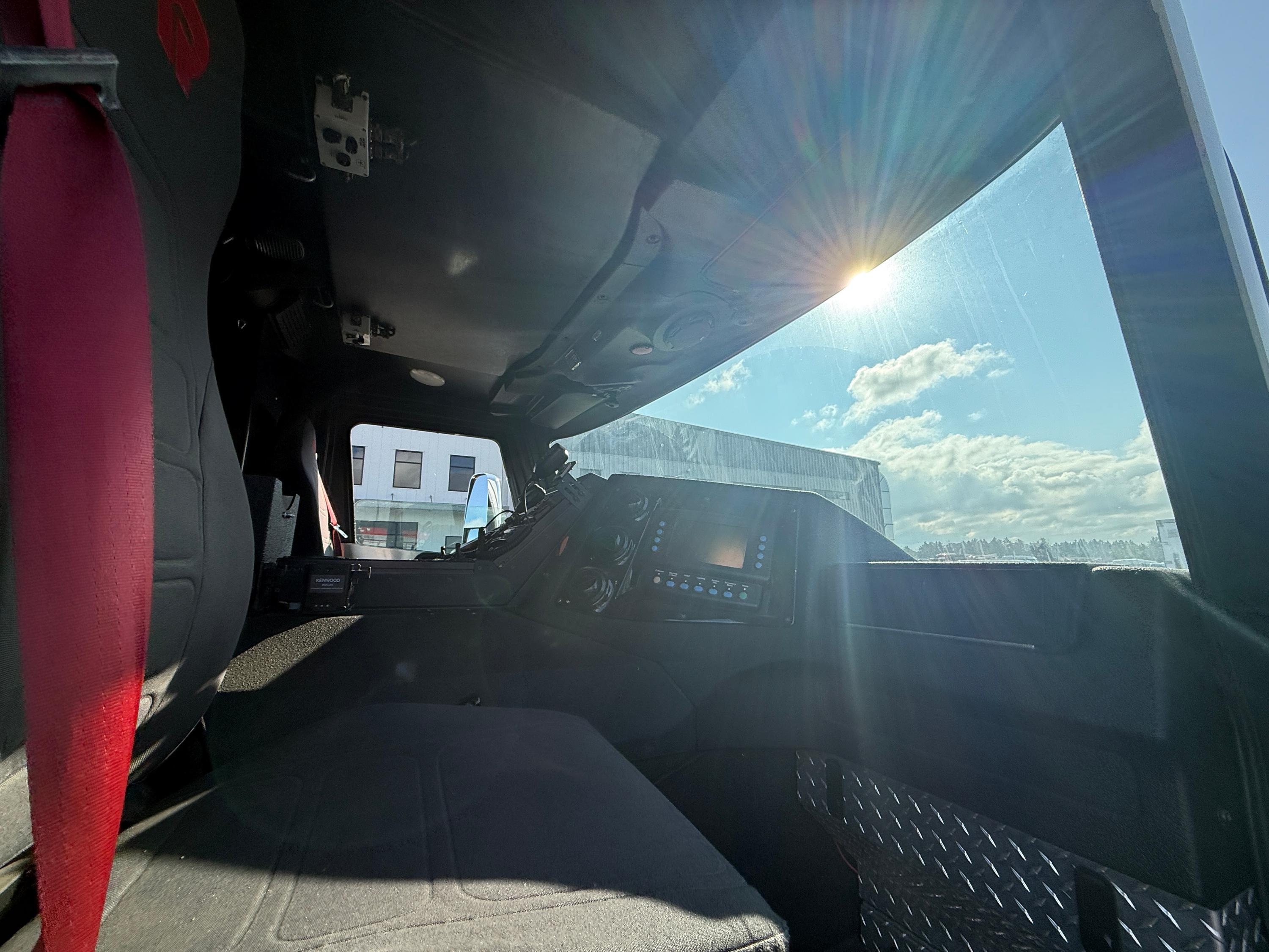2015 Rosenbauer COMMANDER Pumper - image 18