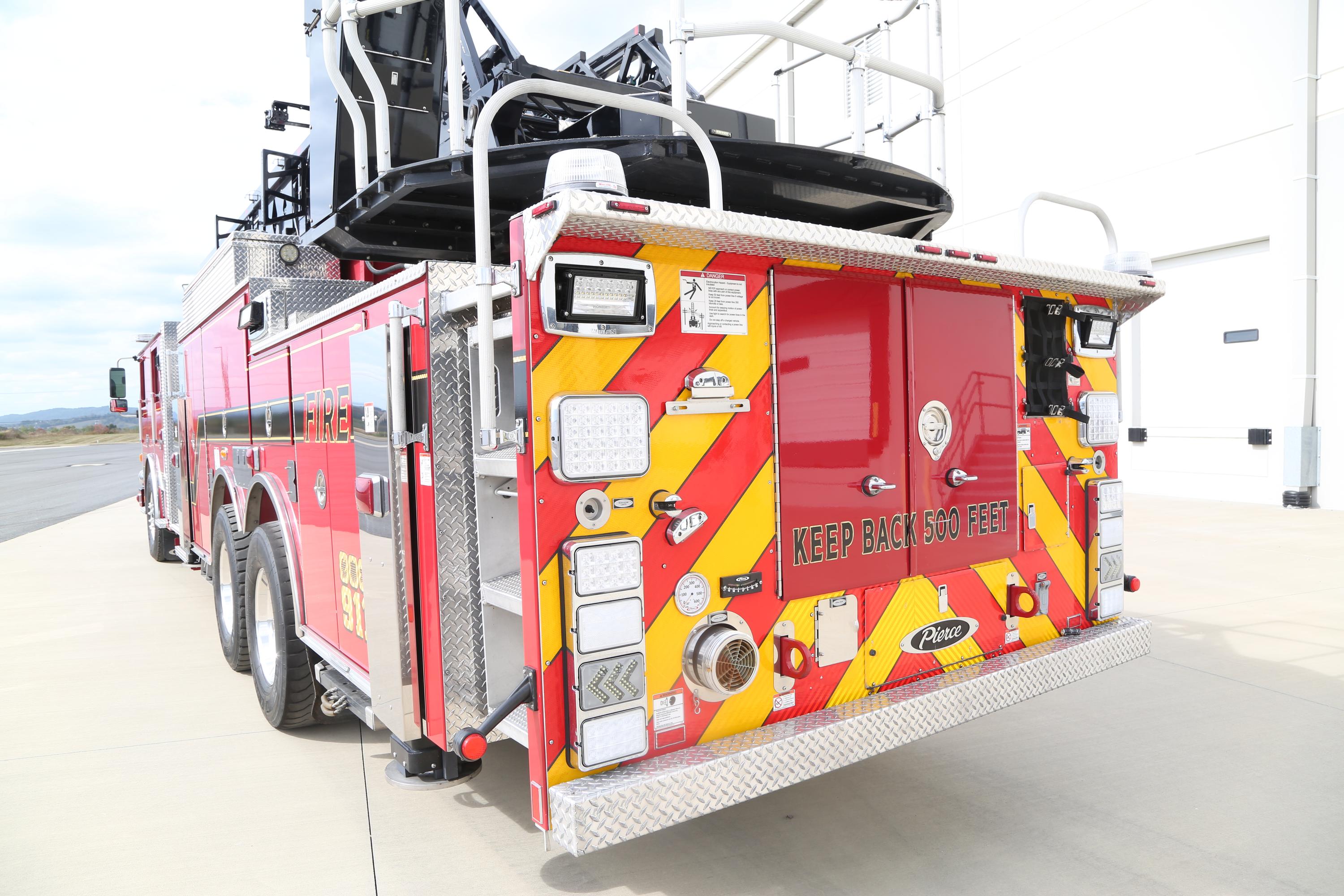 2020 Pierce Arrow XT 107' Quint - image 19