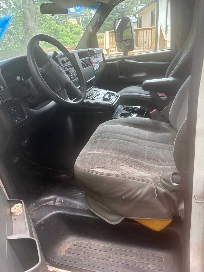 2006 Chevrolet 4x4 Type III Ambulance — photo 6