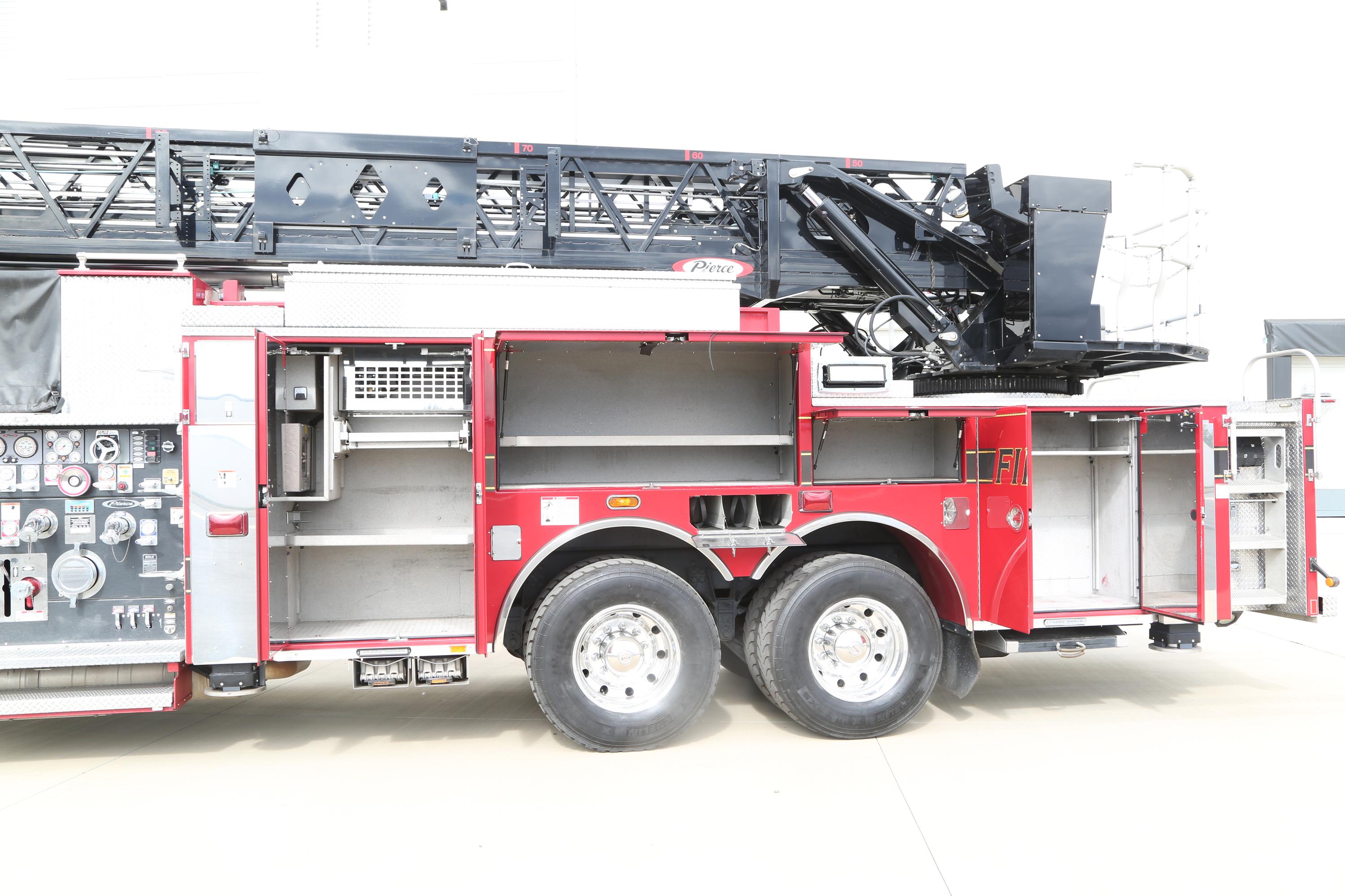 2020 Pierce Arrow XT 107' Quint - image 12