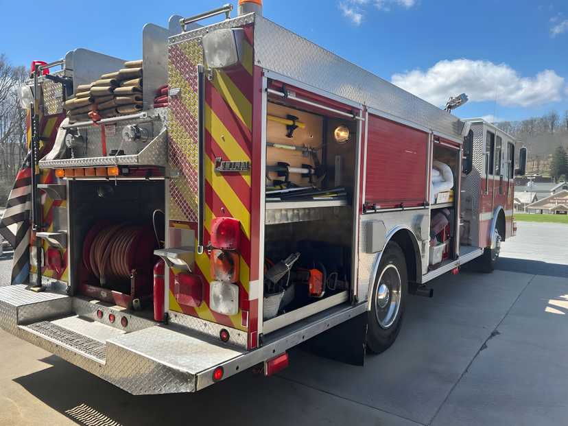 1997 HME Pumper — photo 4
