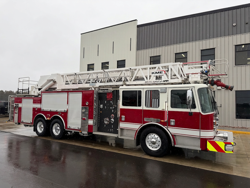 2018 KME PREDATOR 109' Aerial — photo 7