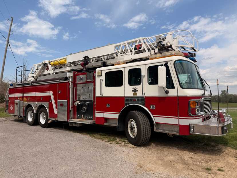 2000 American LaFrance Eagle 100' Aerial