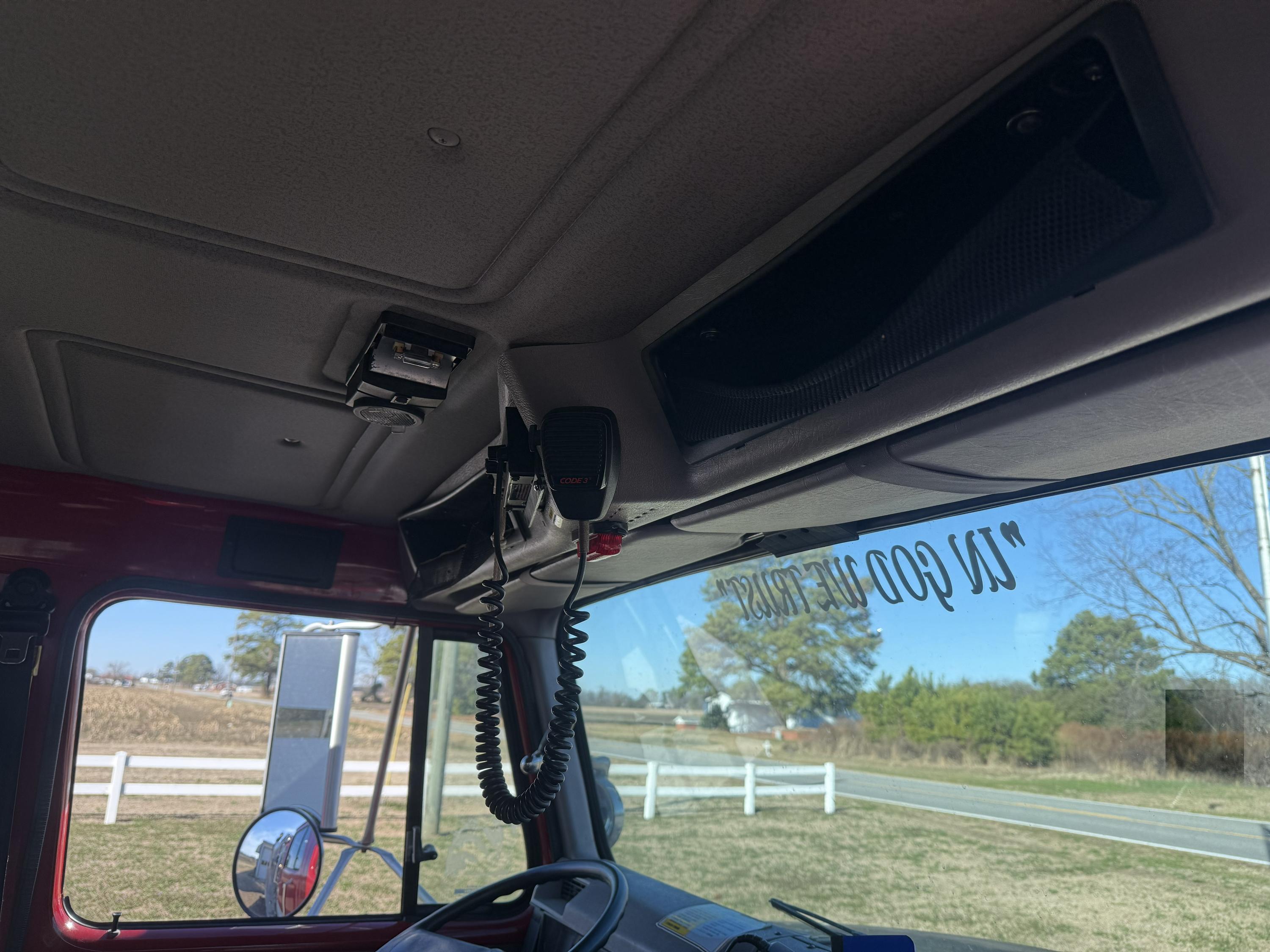 1998 Pierce International Pumper - image 13