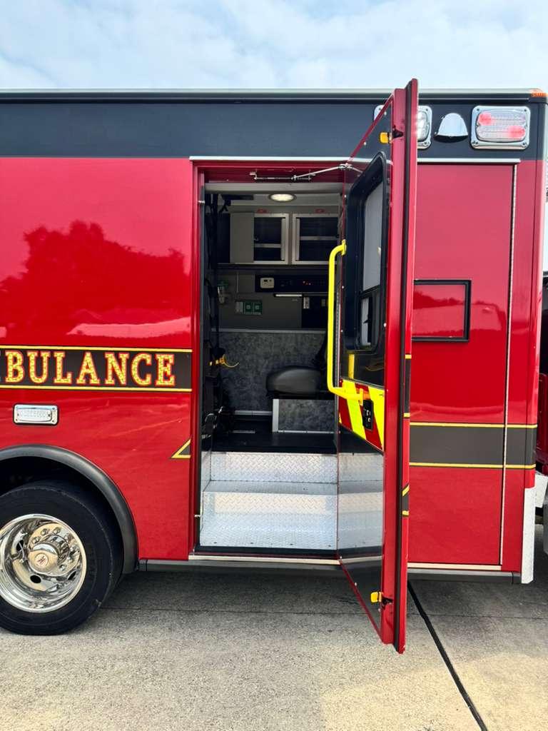 2020 Ford Type I Ambulance - image 24