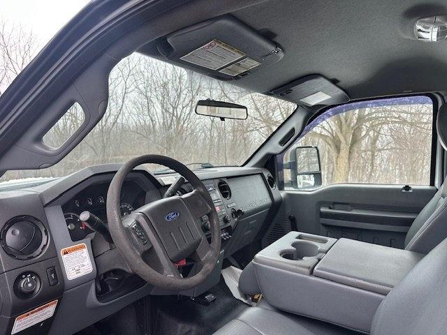 2016 Ford F550 Bucket Truck w/ Altec AT48S Boom (53 ft) - image 10