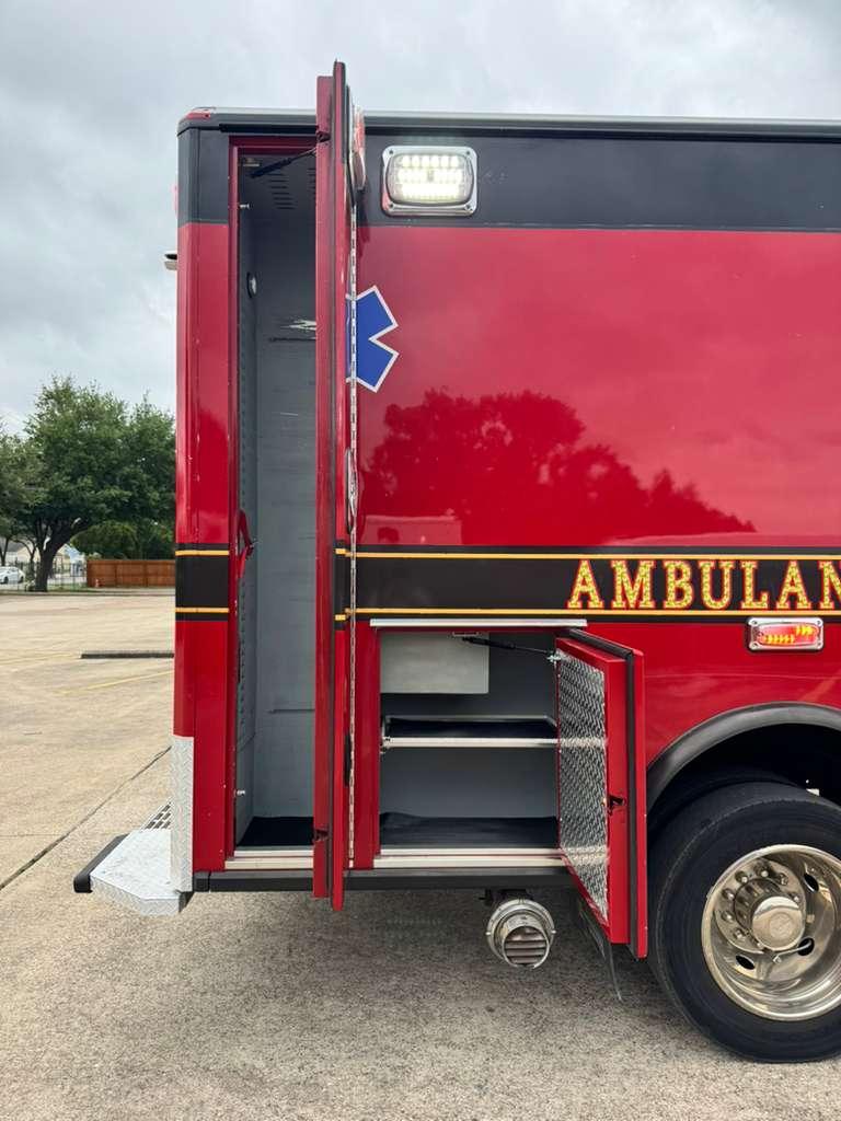 2019 Ford Type I Ambulance - image 19
