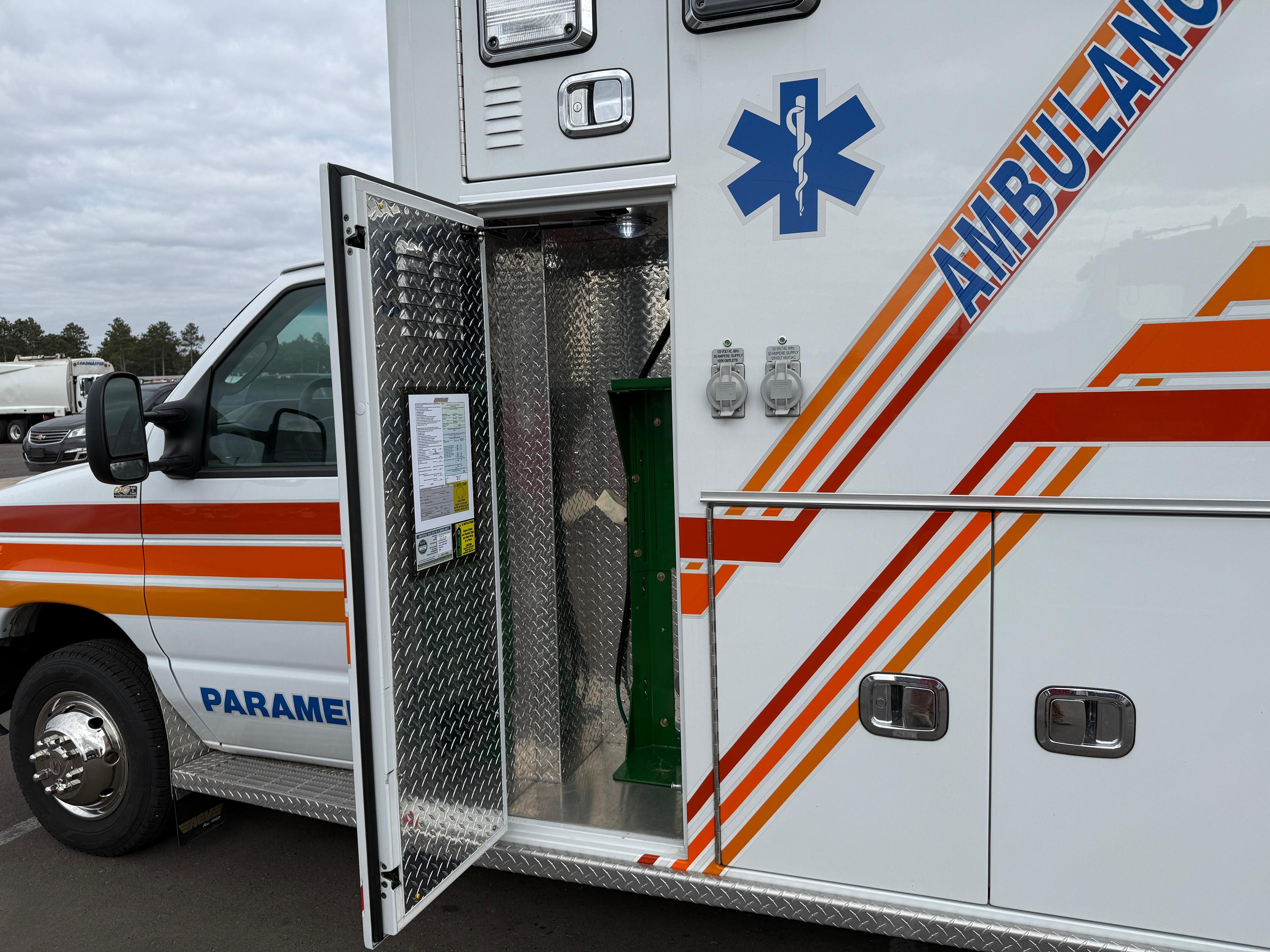 2023 AEV Ford Type III Ambulance - image 15