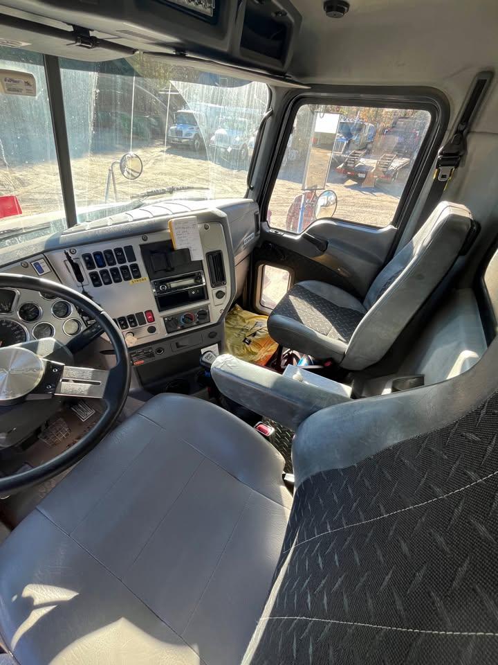 2013 Mack GU713 Dump Truck - image 6
