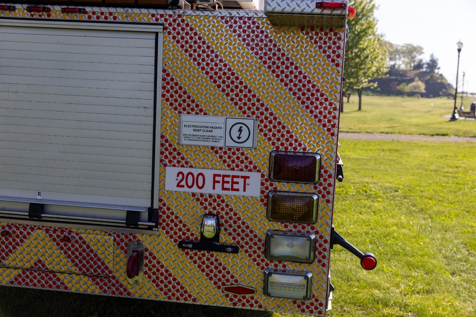 2003 Pierce TL100 100' Quint - image 15