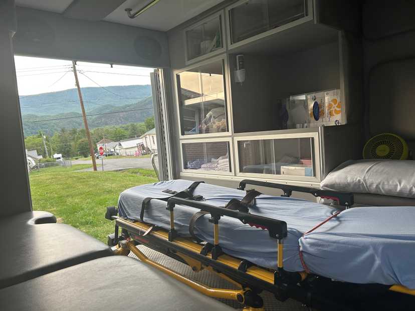 2007 Taylor Made Ford Type III Ambulance — photo 6