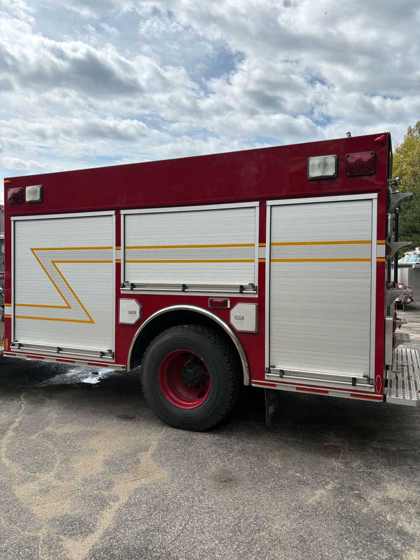 2000 Freightliner Pumper — photo 4