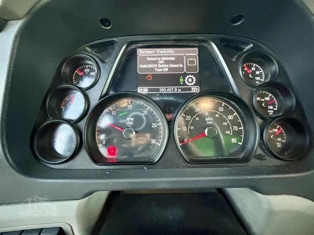 2020 Peterbilt 579 Dump Truck - image 21