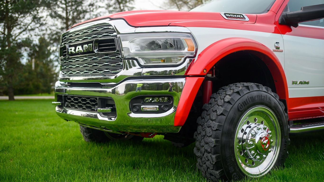 2022 Ram 5500 4x4 Brush Truck - image 10