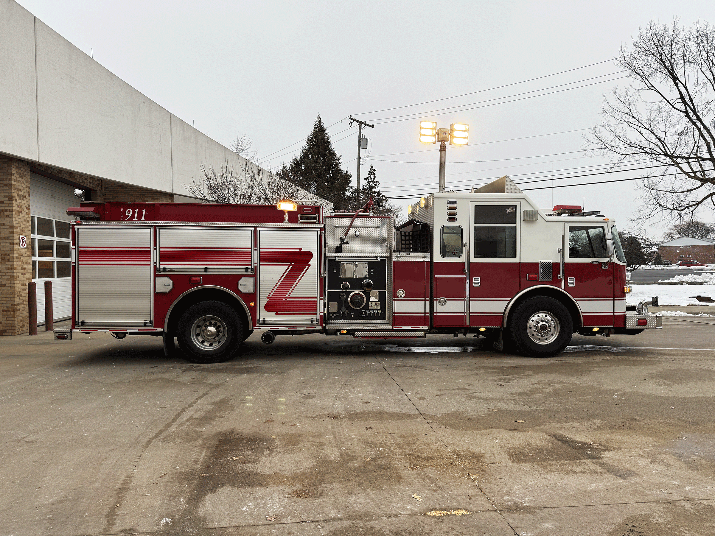 2007 Pierce Dash Pumper - image 2