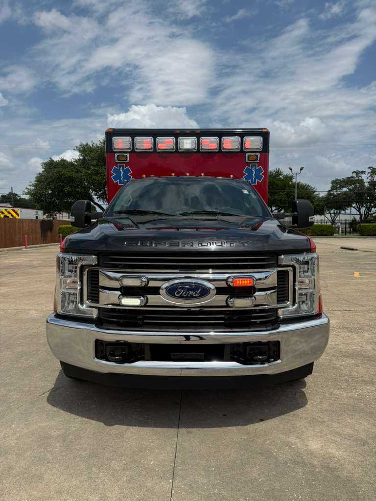 2017 Ford Type I Ambulance — photo 8
