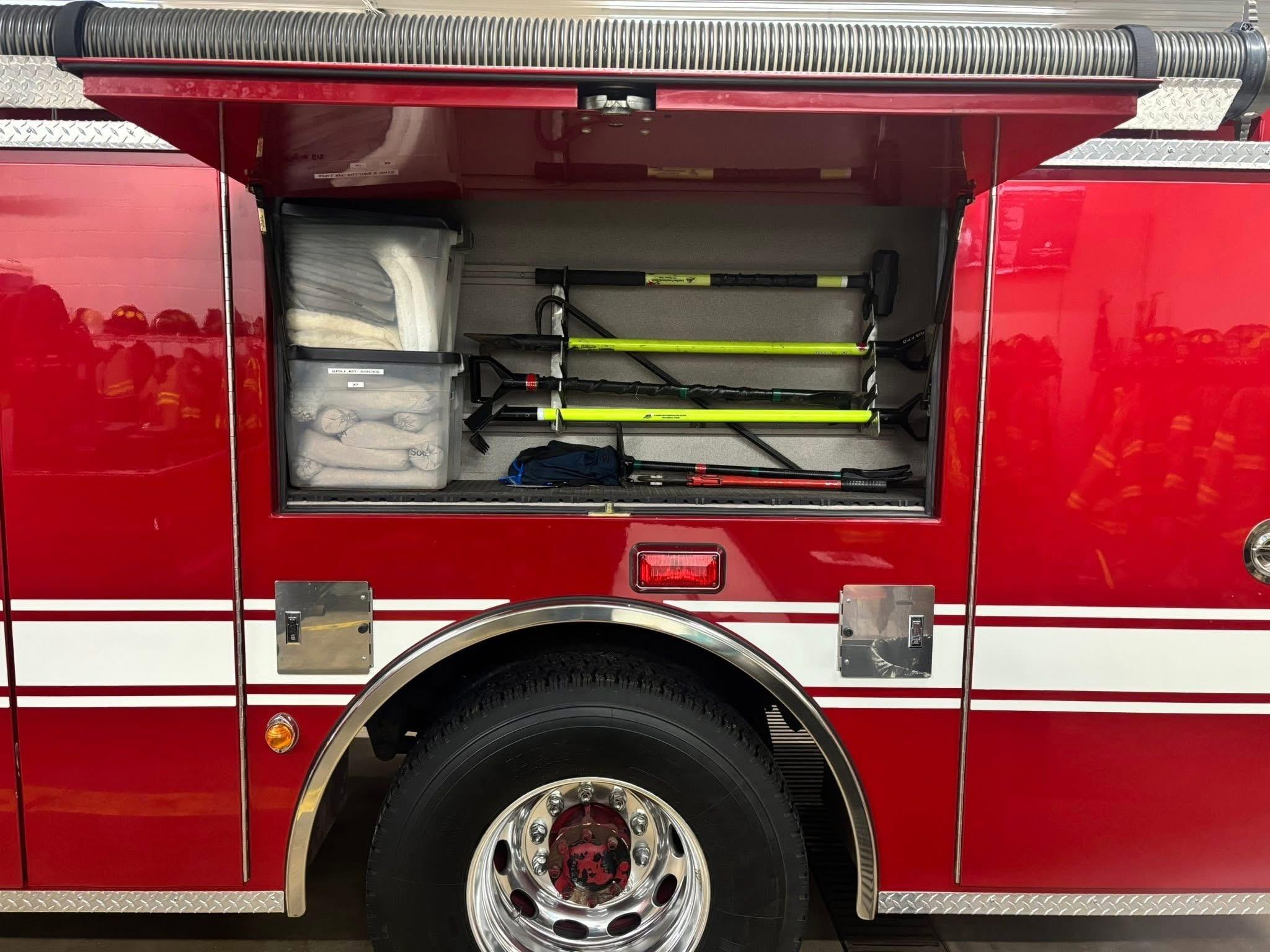 2000 Pierce Kenworth Pumper - image 11