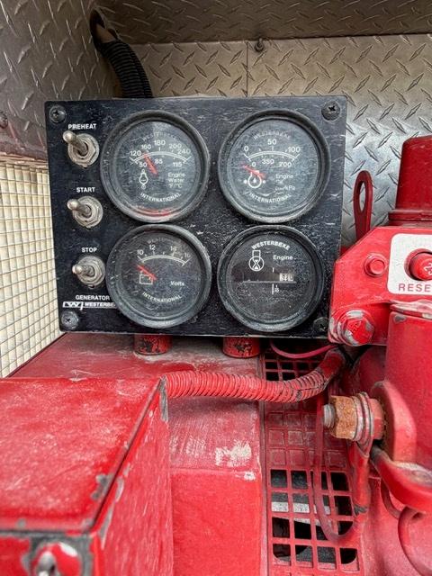 2000 Ford F450 4x4 Light Rescue - image 12