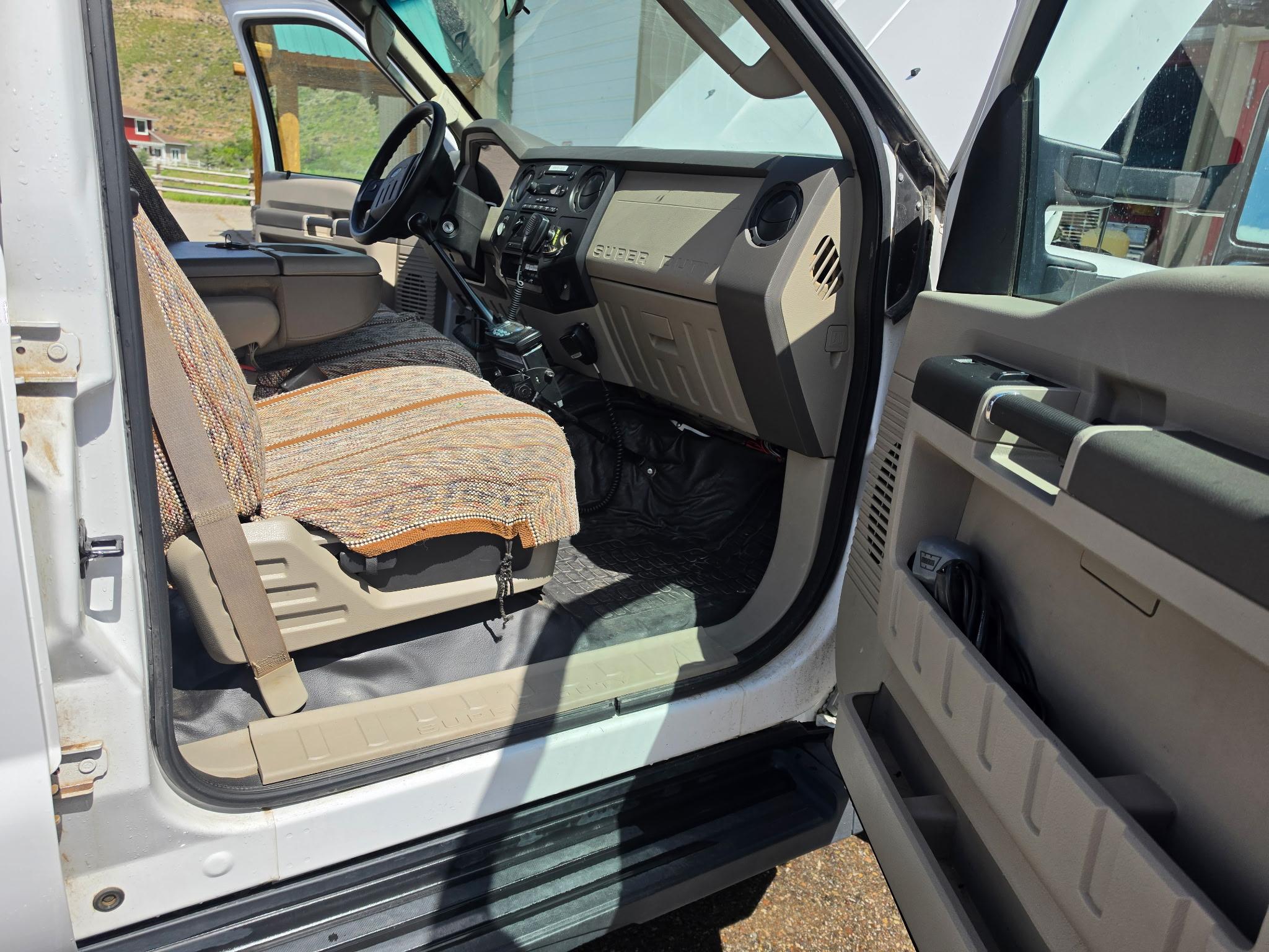 2008 Ford 4x4 Light Rescue - image 11