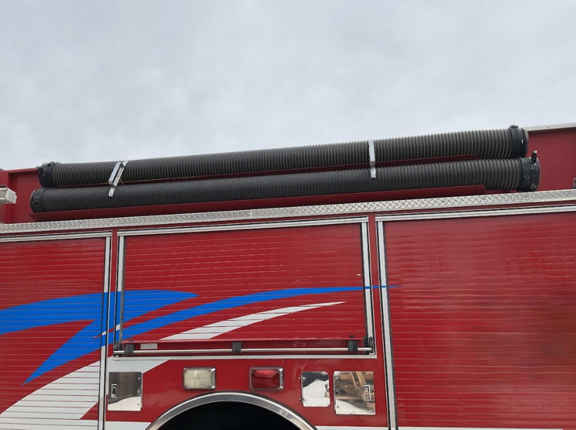 2003 Pierce Tilt Cab Pumper - image 14