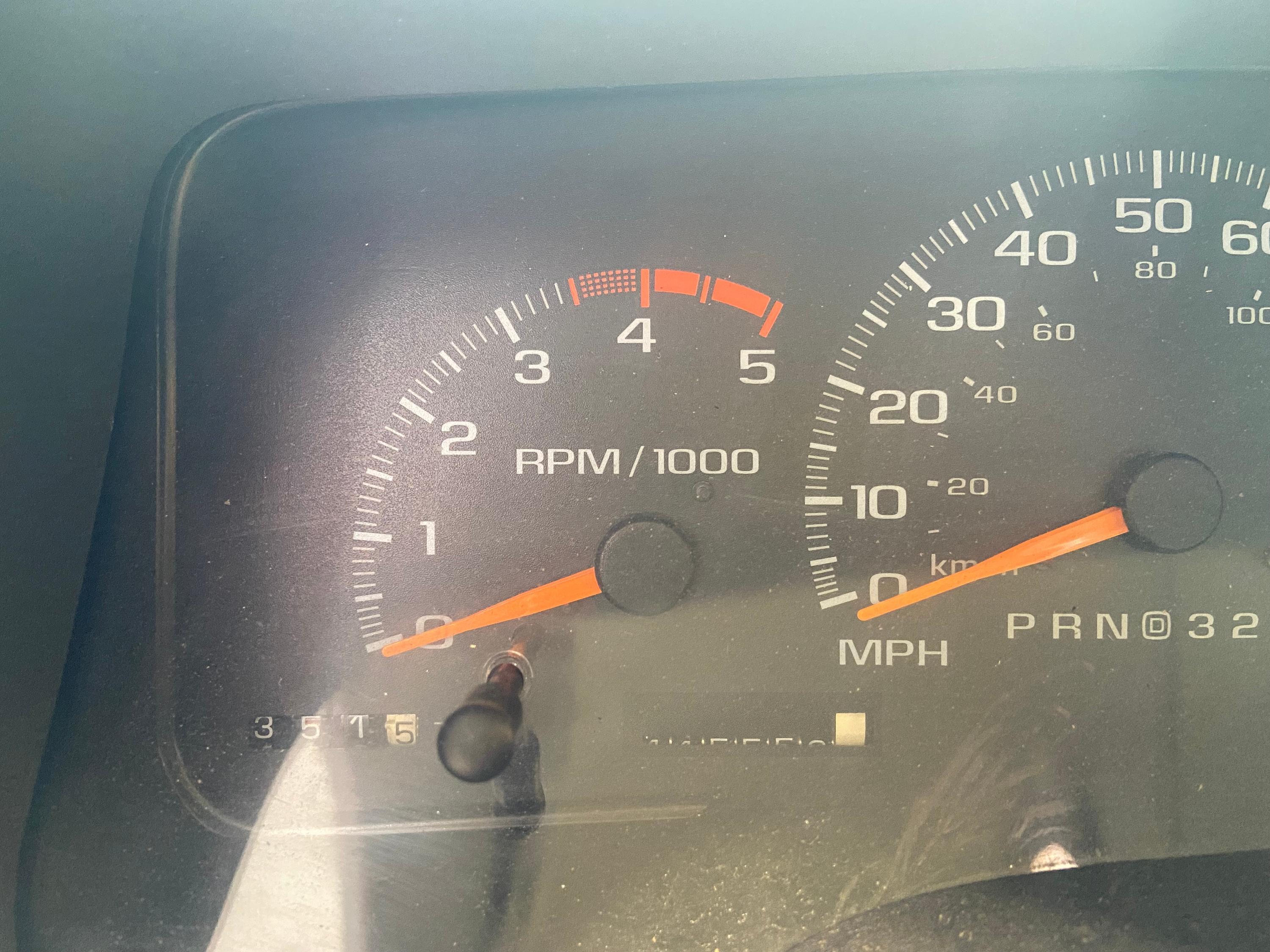 2000 GMC 4x4 Mini Pumper - image 8