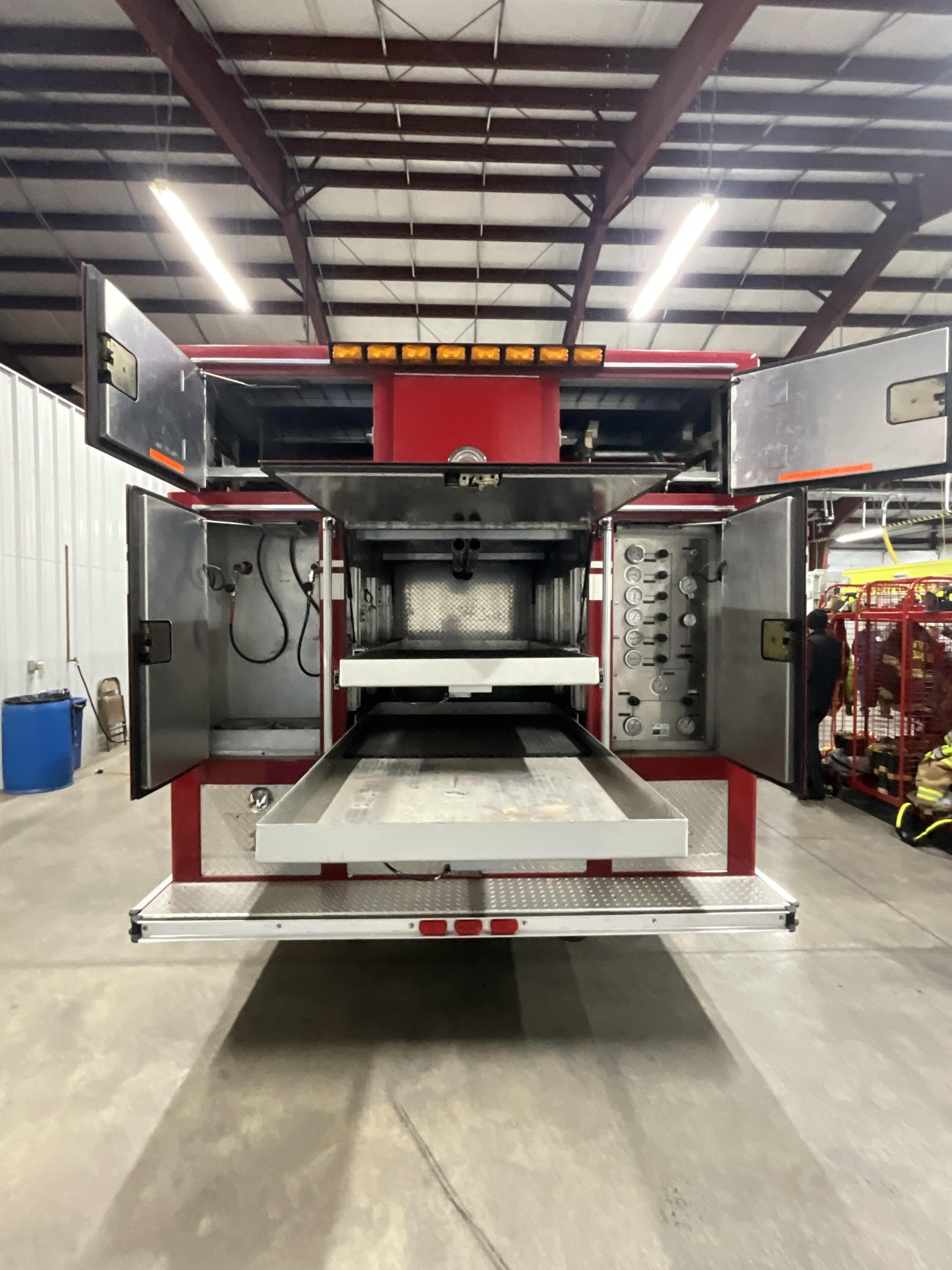 1995 E-One Freightliner Squad - image 8
