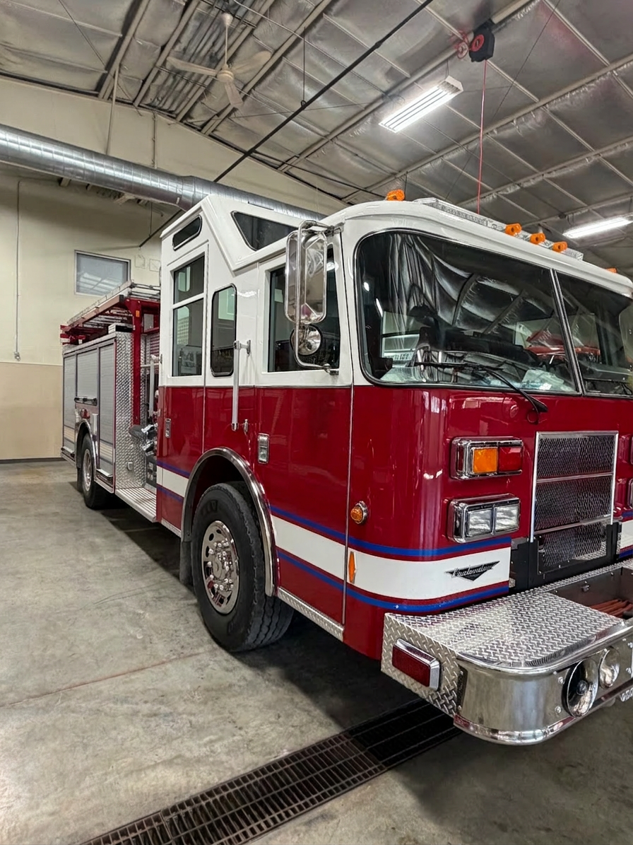 2006 Pierce Contender Pumper - image 4