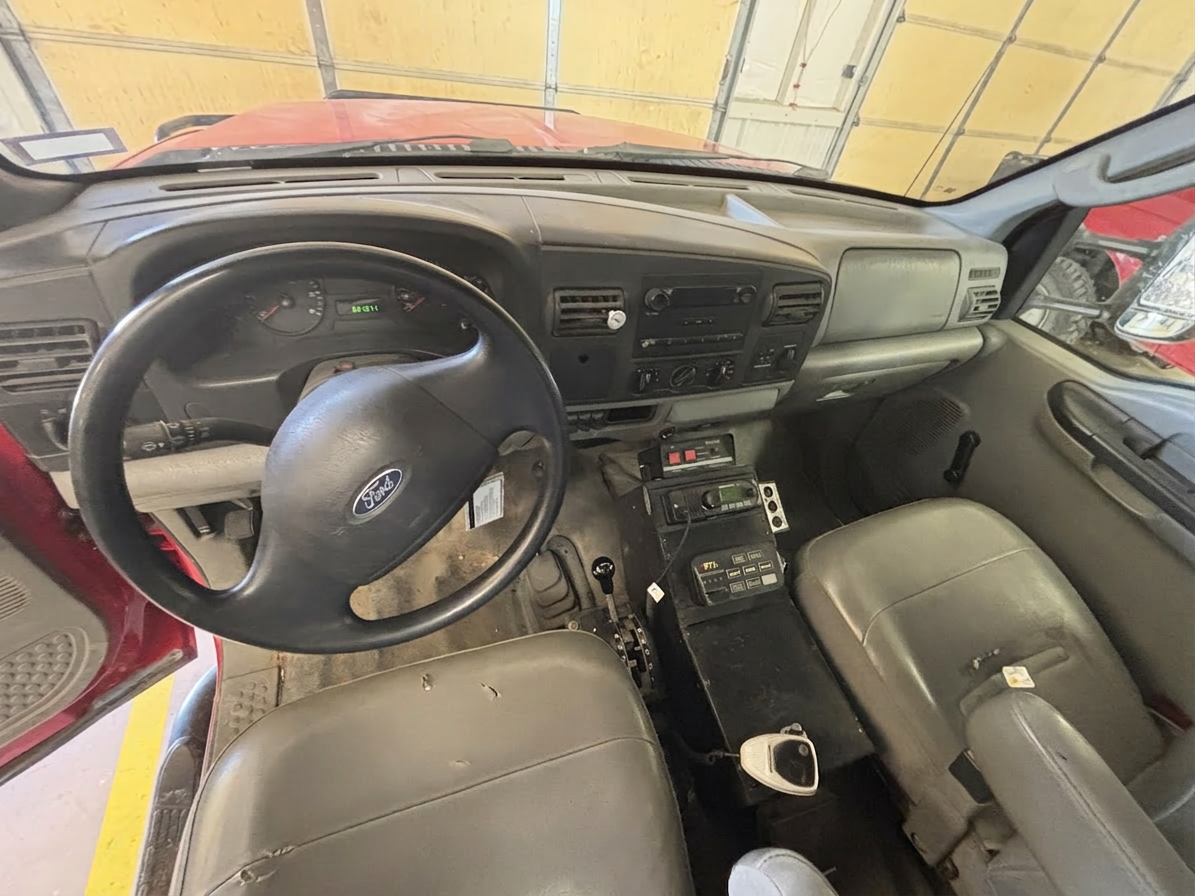 2005 Ford F-550 4x4 Brush Truck - image 8