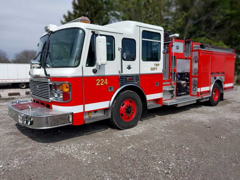 2003 American LaFrance Pumper — photo 2
