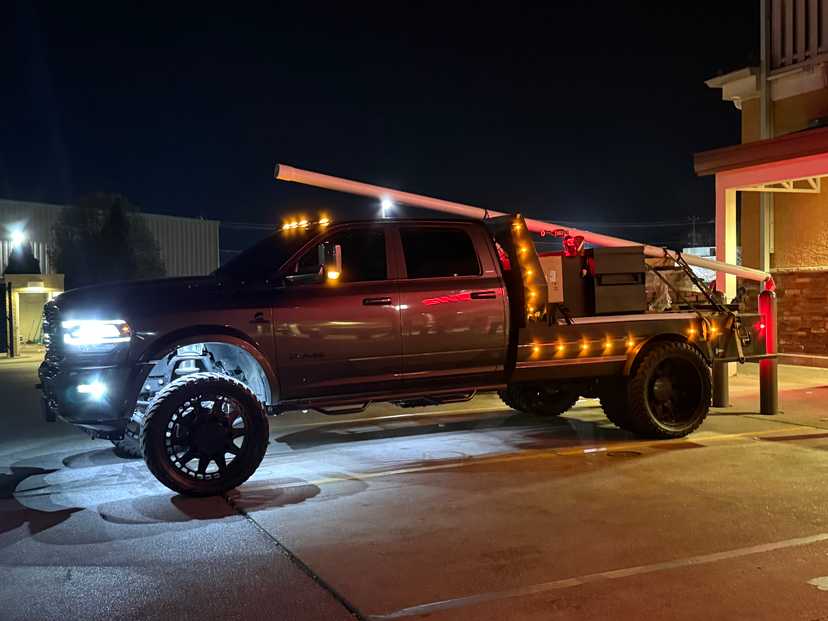 5500 ram crew cab flat bed