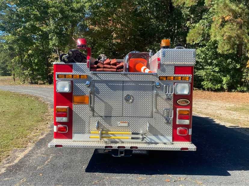 2004 4 Guys Ford Mini Pumper — photo 3
