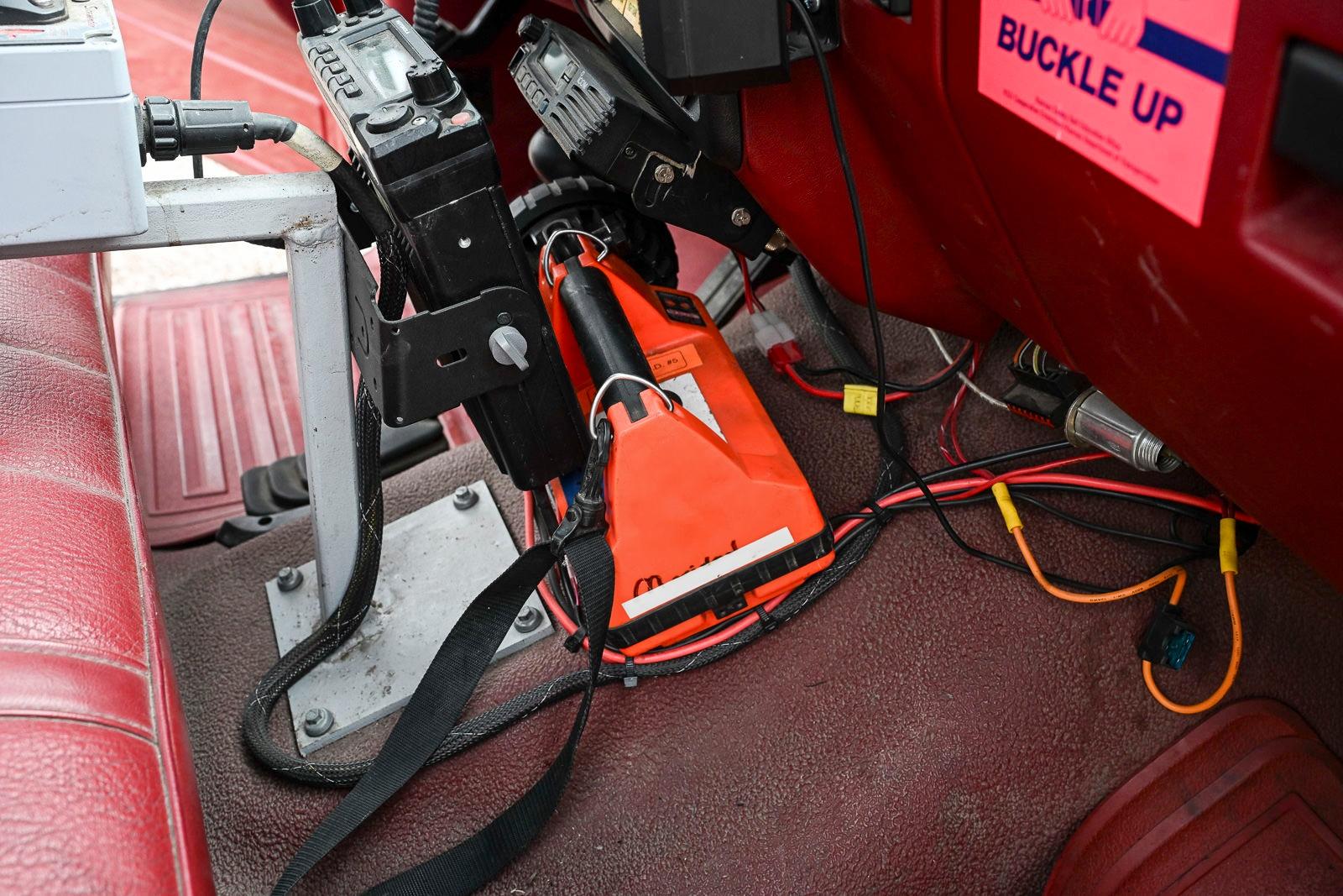 1990 Ford F350 4x4 Brush Truck - image 23