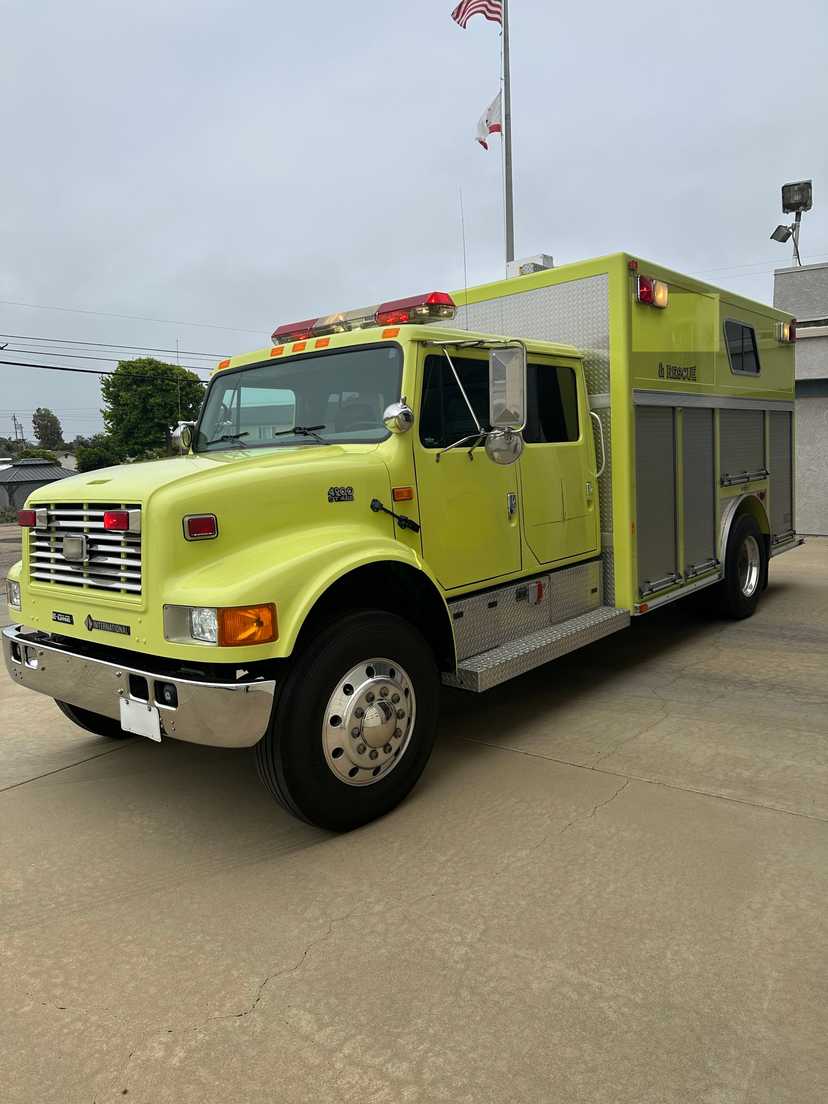 1995 E-One International Light Rescue
