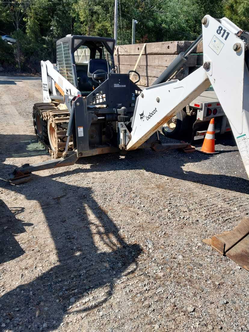Bobcat 811 Backhoe Attachment off 863 Loader — photo 8